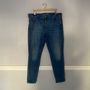 Light Wash AE Jeggings